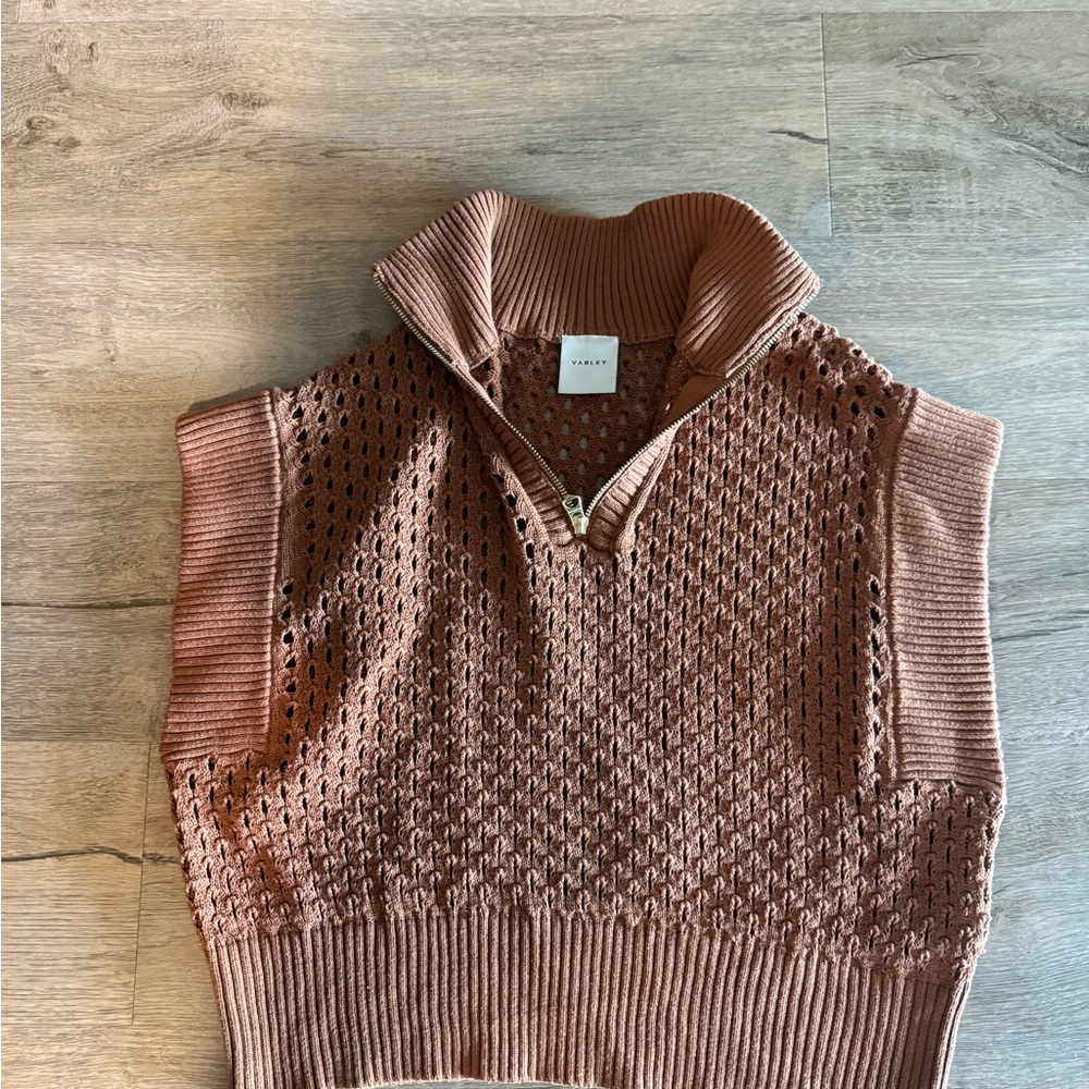 VARLEY Gaines Half-Zip Sweater Vest Sz. M